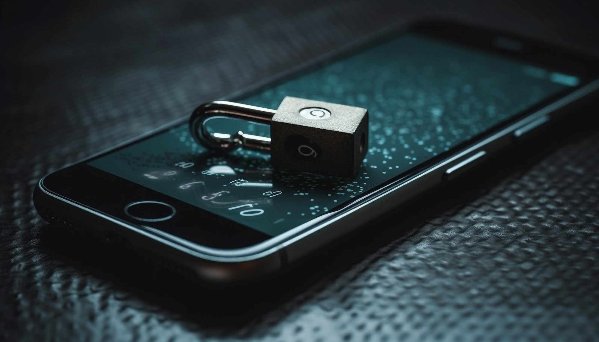 Breaking Locks: Envista Forensics Can Unlock Cellphones